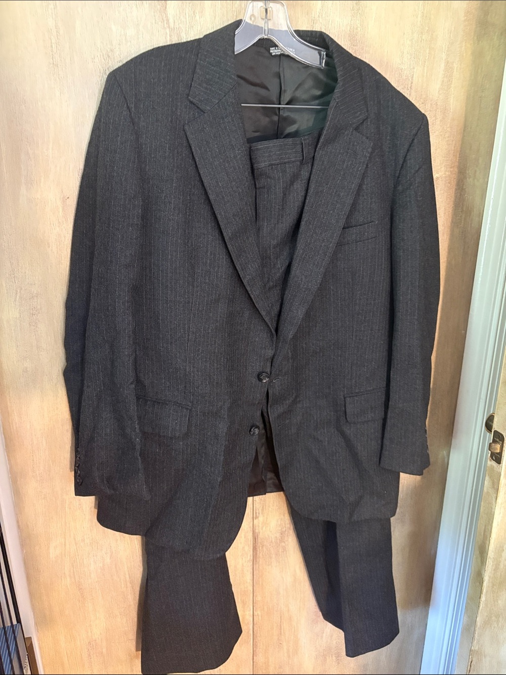 John Alexander Men’s  Charcoal Pinstripe Suit Blazer & Trousers 44R
